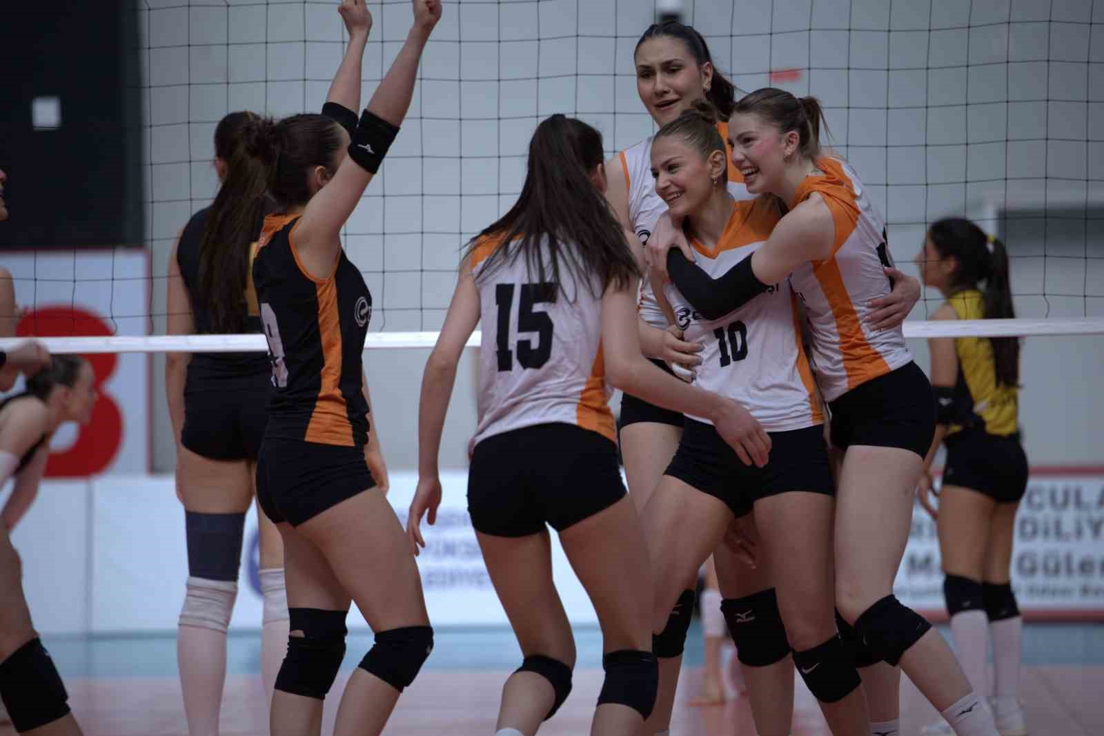 Eczacıbaşı Yıldız Kız Takımı namağlup üst üste 3. kez Türkiye şampiyonu 9 eczacibasi yildiz kiz takimi namaglup ust uste 3 kez turkiye sampiyonu 5 Imvc6bM1