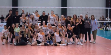 eczacibasi-yildiz-kiz-takimi-namaglup-ust-uste-3-kez-turkiye-sampiyonu-yh6lwTSq.jpg
