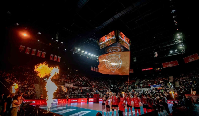 eczacibasinin-yeni-isim-sponsoru-peron-istanbul-oldu-qSwcFByT.jpg