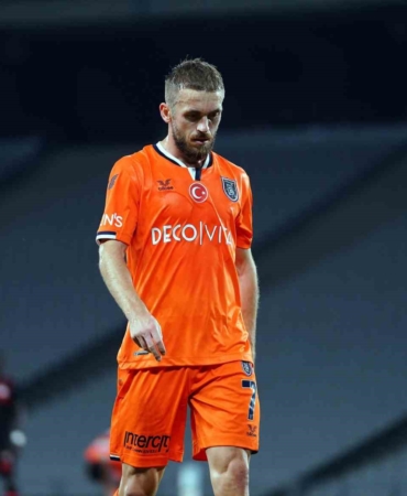 edin-visca-tekrar-basaksehirde-2sr4ZIqf.jpg