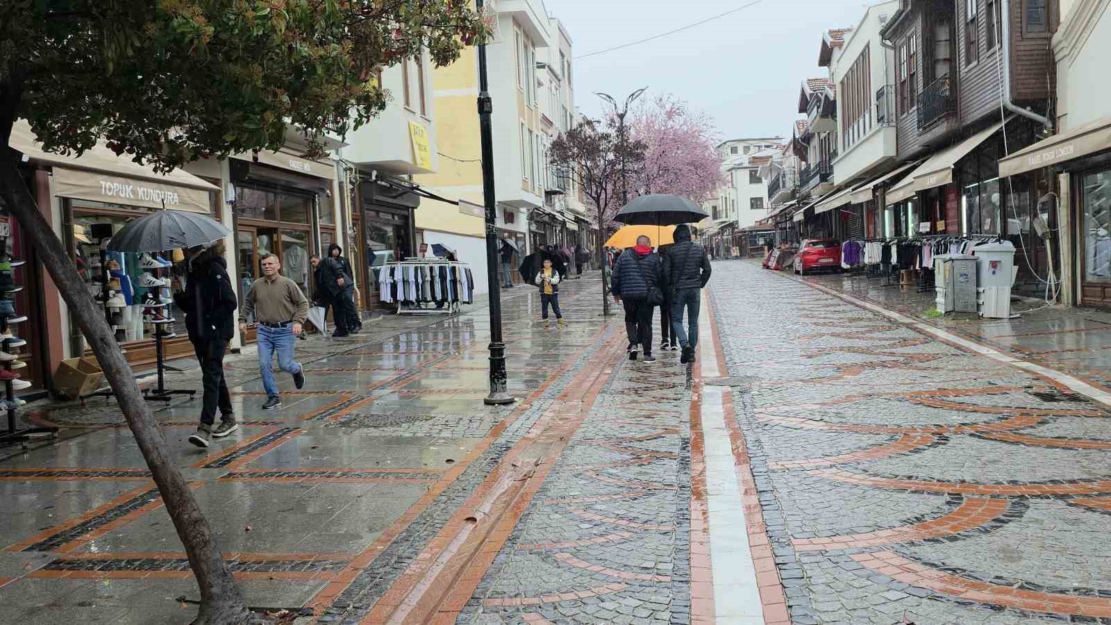 edirne gune yagmurla uyandi 6 qCvAO1fN