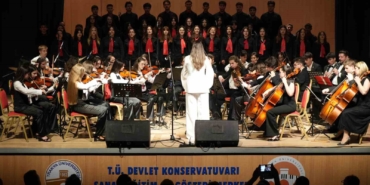 edirne-lisesinden-hafizalara-kazinan-gece-genc-yetenekler-ayakta-alkislandi-PQLfSVQ3.jpg