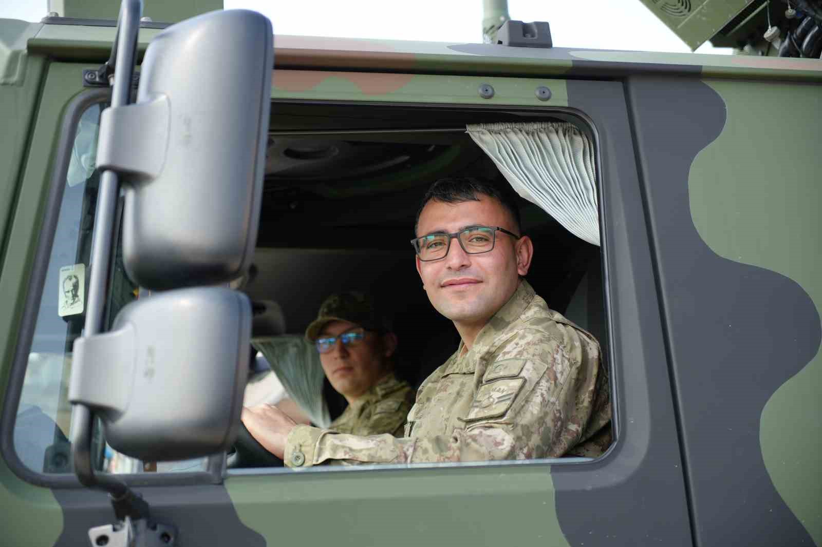 edirne semalarinda f 16 ve akincidan prova ucusu 10 PlGOPhQW