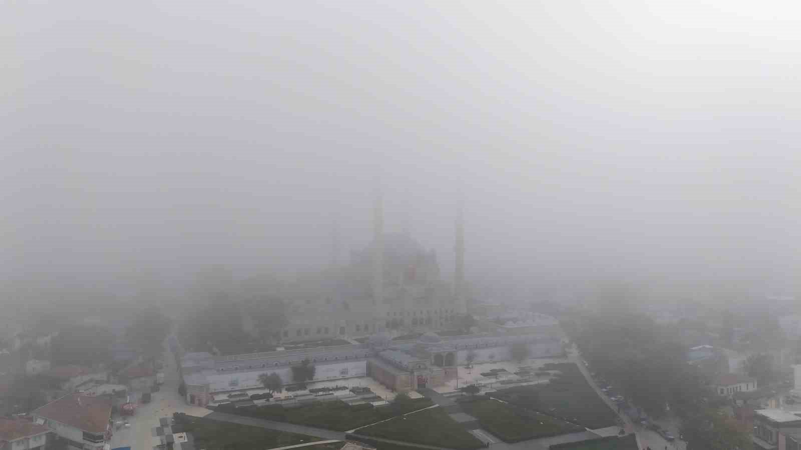 edirne yogun sis altinda kayboldu 2 DyhUTmyG