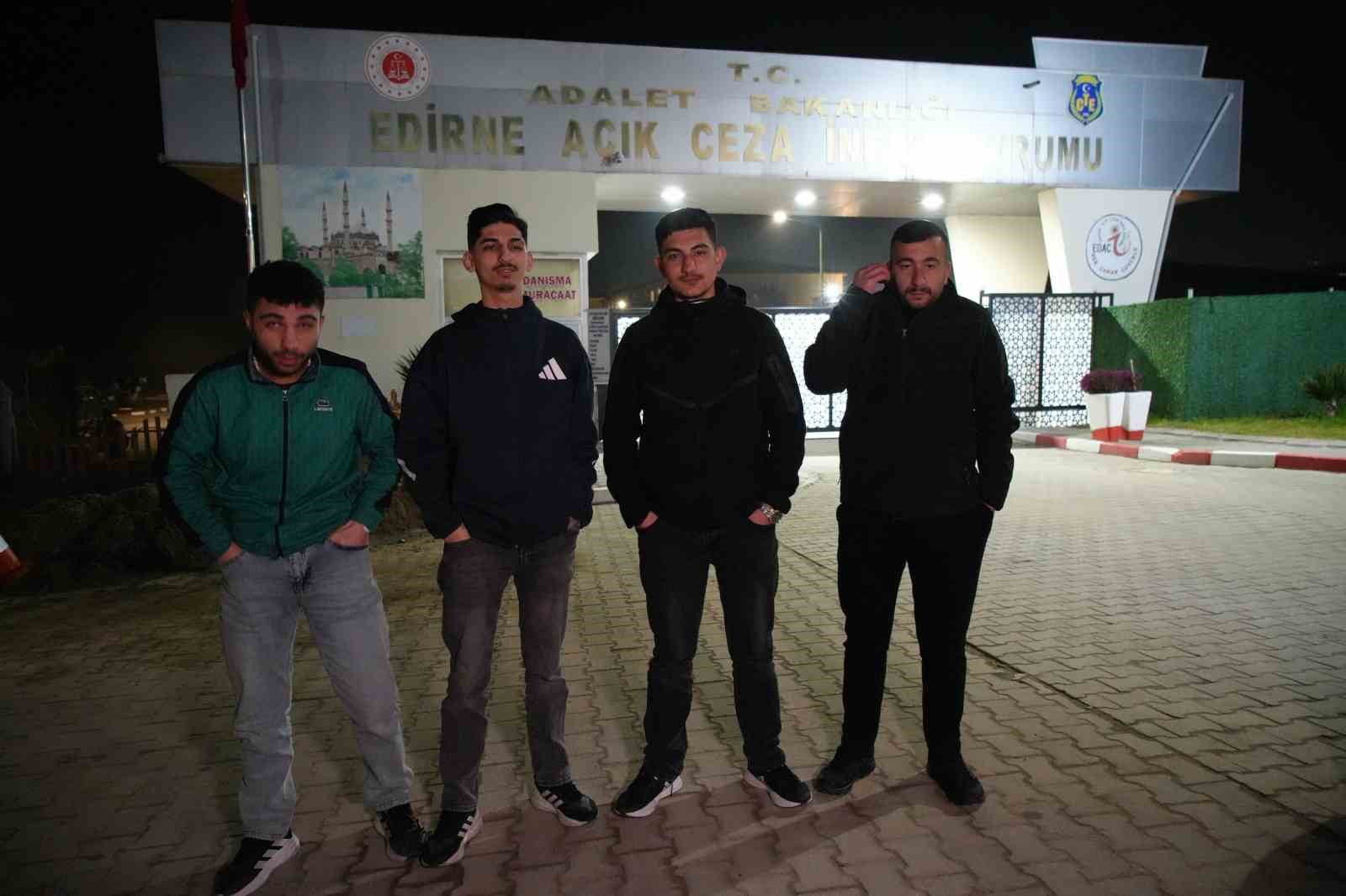 edirnede 12 yil sonra tahliye olan mahk m mutluluk gozyaslari doktu 6