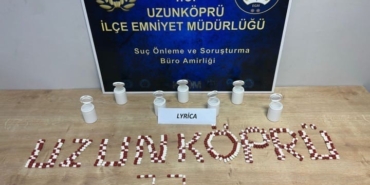 edirnede-339-adet-uyusturucu-hap-ele-gecirildi-6bVzXMhq.jpg