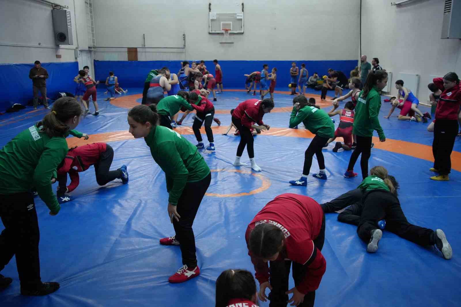 edirnede ata sporu guresle gelecegin sampiyonlari yetisiyor 2 GaiQRthn