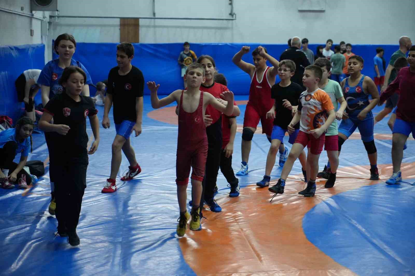 edirnede ata sporu guresle gelecegin sampiyonlari yetisiyor 3 P8HlB74S