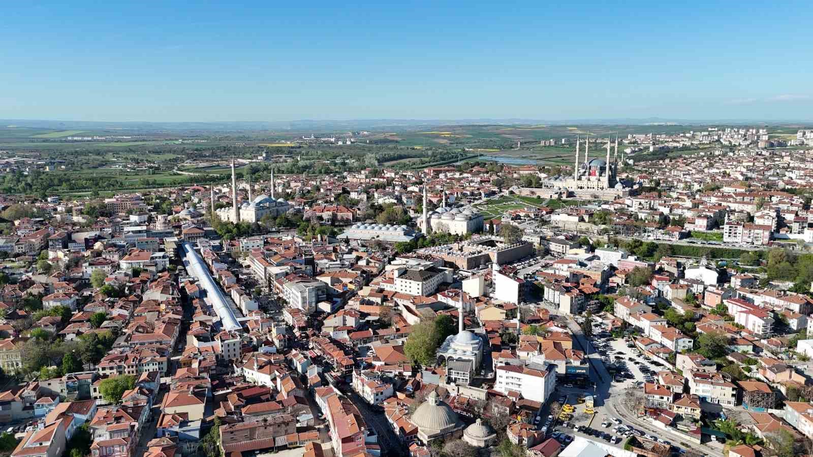 edirnede bahar yogunlugu yerli ve yabanci turist akini 1 yMK7rPsq