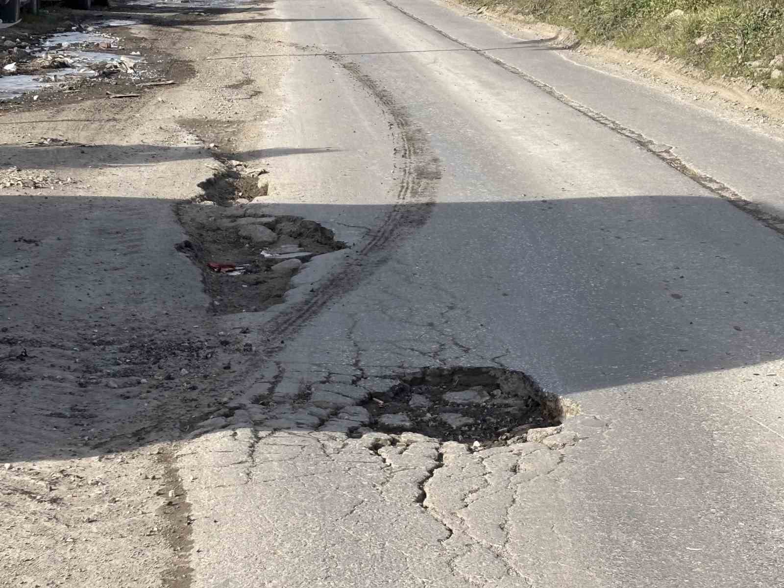 edirnede bozuk yollar suruculerin cilesi oldu 1 b8Mmkl7l