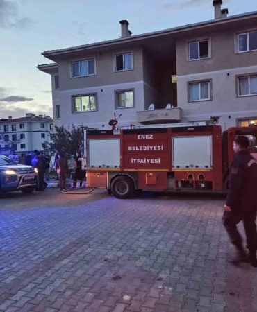 edirnede-cinayet-apartmanda-kadini-oldurdukten-sonra-intihar-etti-JEQtvR1m.jpg