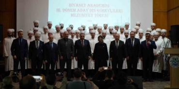 edirnede-dini-ihtisas-merkezi-ilk-mezunlarini-verdi-DqyLvNle.jpg