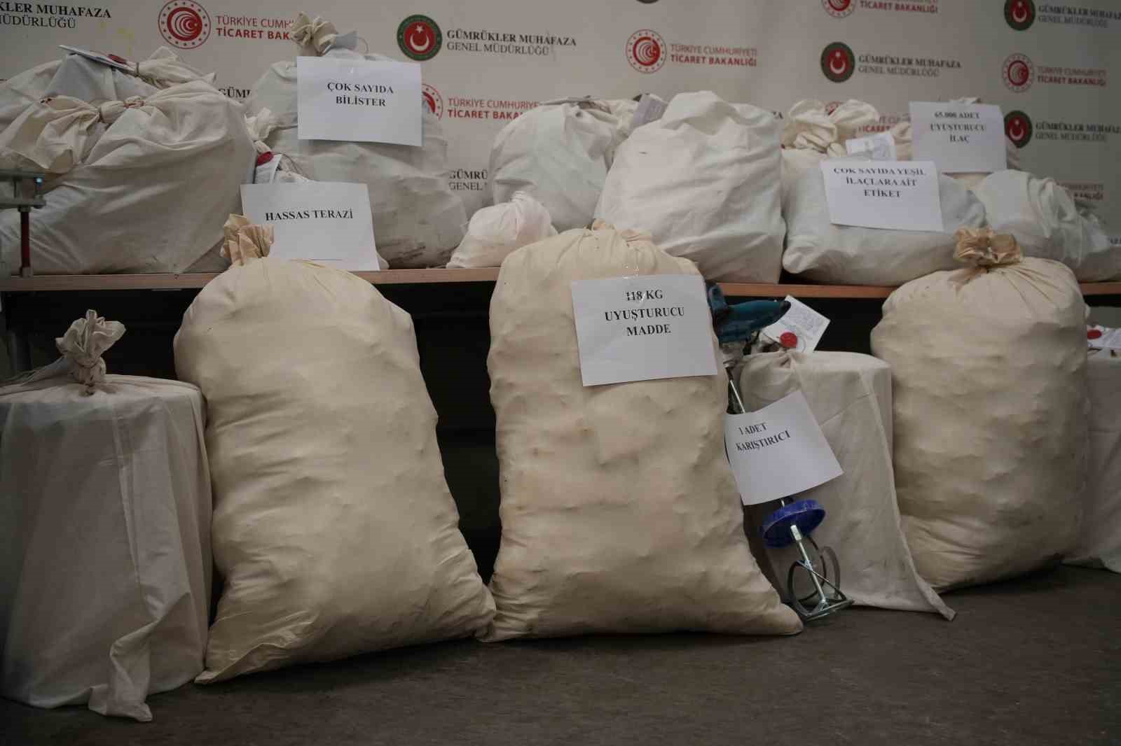 edirnede evini uyusturucu imalathanesine cevirmis operasyonda 117 kilo uyusturucu ele gecirildi 2 KpDOeSKU