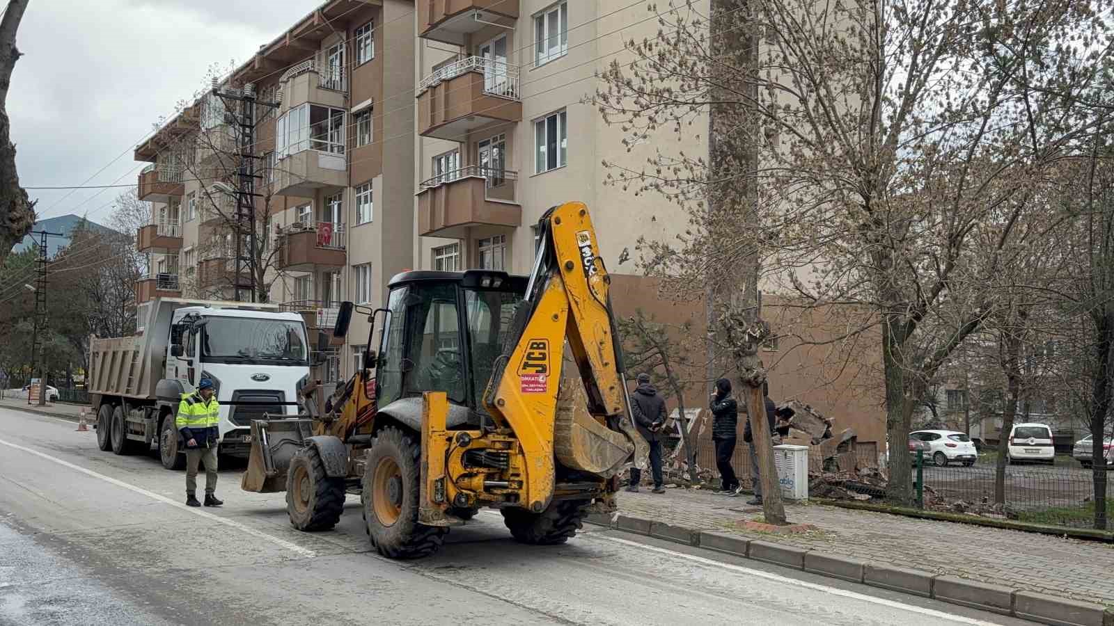 edirnede facianin esiginden donuldu apartman bacasi coktu 1 HeciOIAe