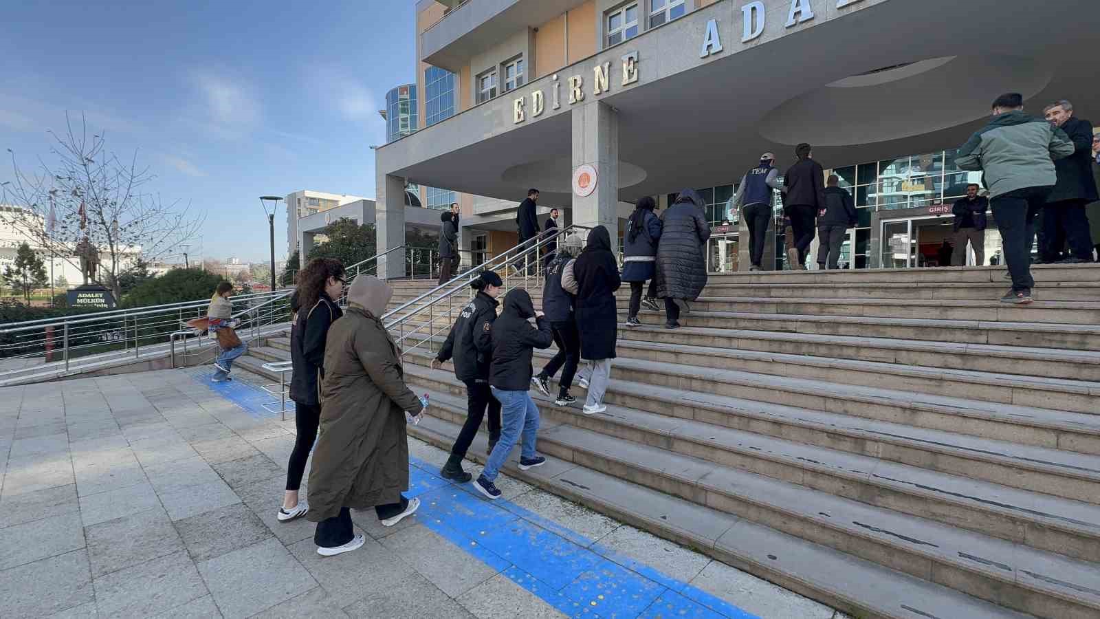 edirnede fetoden gozaltina alinan 6 supheli adliyeye sevk edildi 1 fhjwLXt3