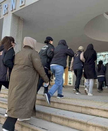 edirnede-fetoden-gozaltina-alinan-6-supheli-adliyeye-sevk-edildi-hFXL2Y2d.jpg