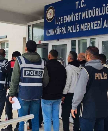edirnede-hapis-cezasi-ile-aranan-5-kisi-yakalandi-7F5uEWRH.jpg