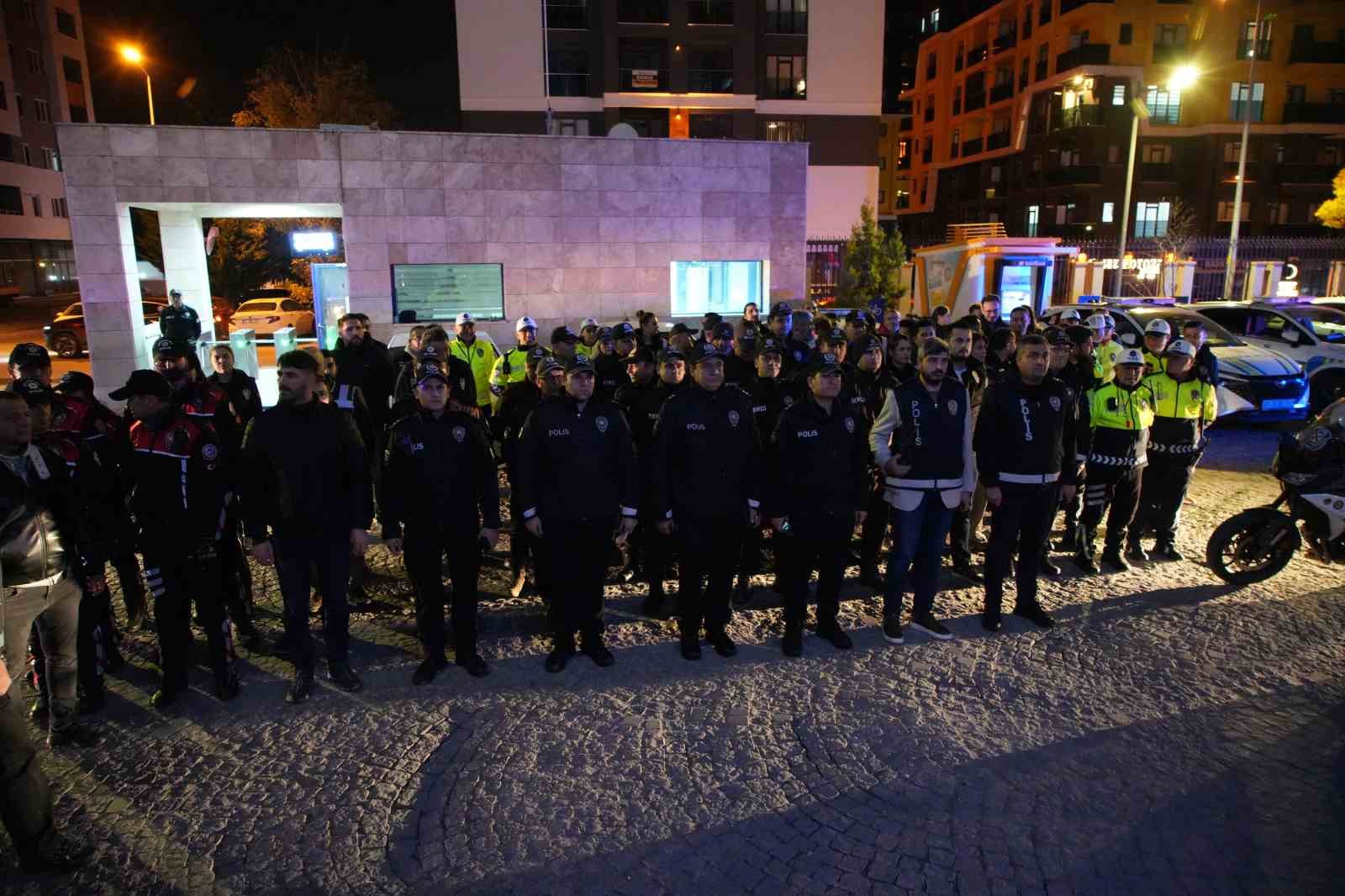 Edirne’de huzur için "Narko-Asayiş" uygulaması 4 edirnede huzur icin narko asayis uygulamasi 0 JJkvgYsF