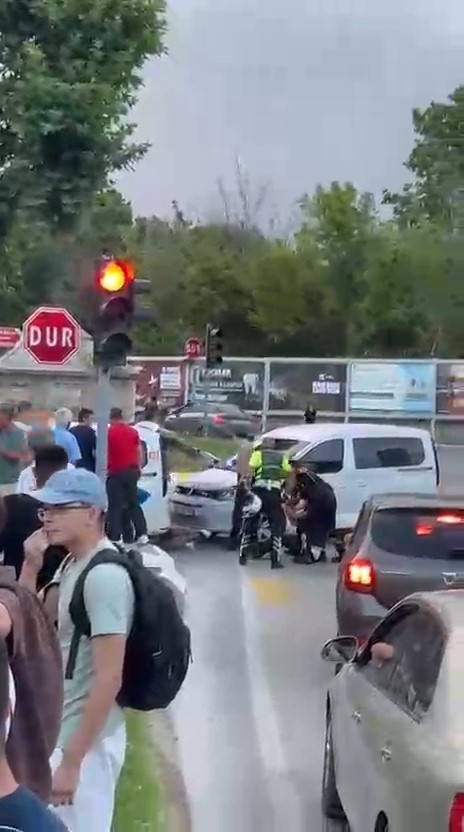 Edirne’de iki aile arasındaki kavgayı polis ayırdı 7 edirnede iki aile arasindaki kavgayi polis ayirdi 3 7ZFeFPPL