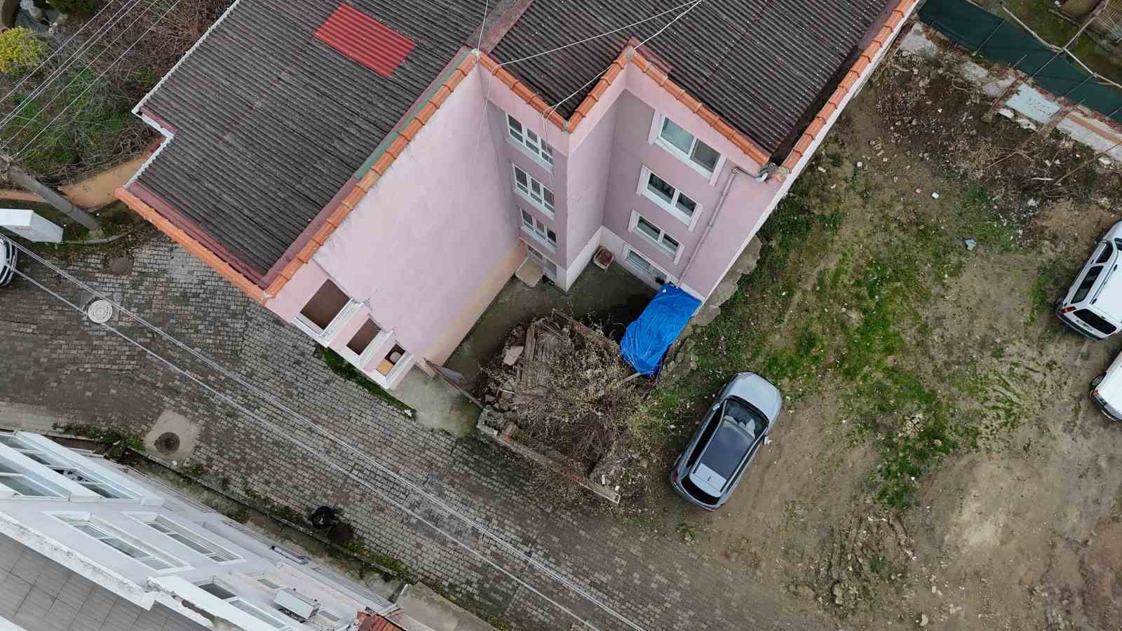 edirnede ilginc manzara osmanli donemi kabri apartman bahcesinde kaldi 5 z9OvTtqq