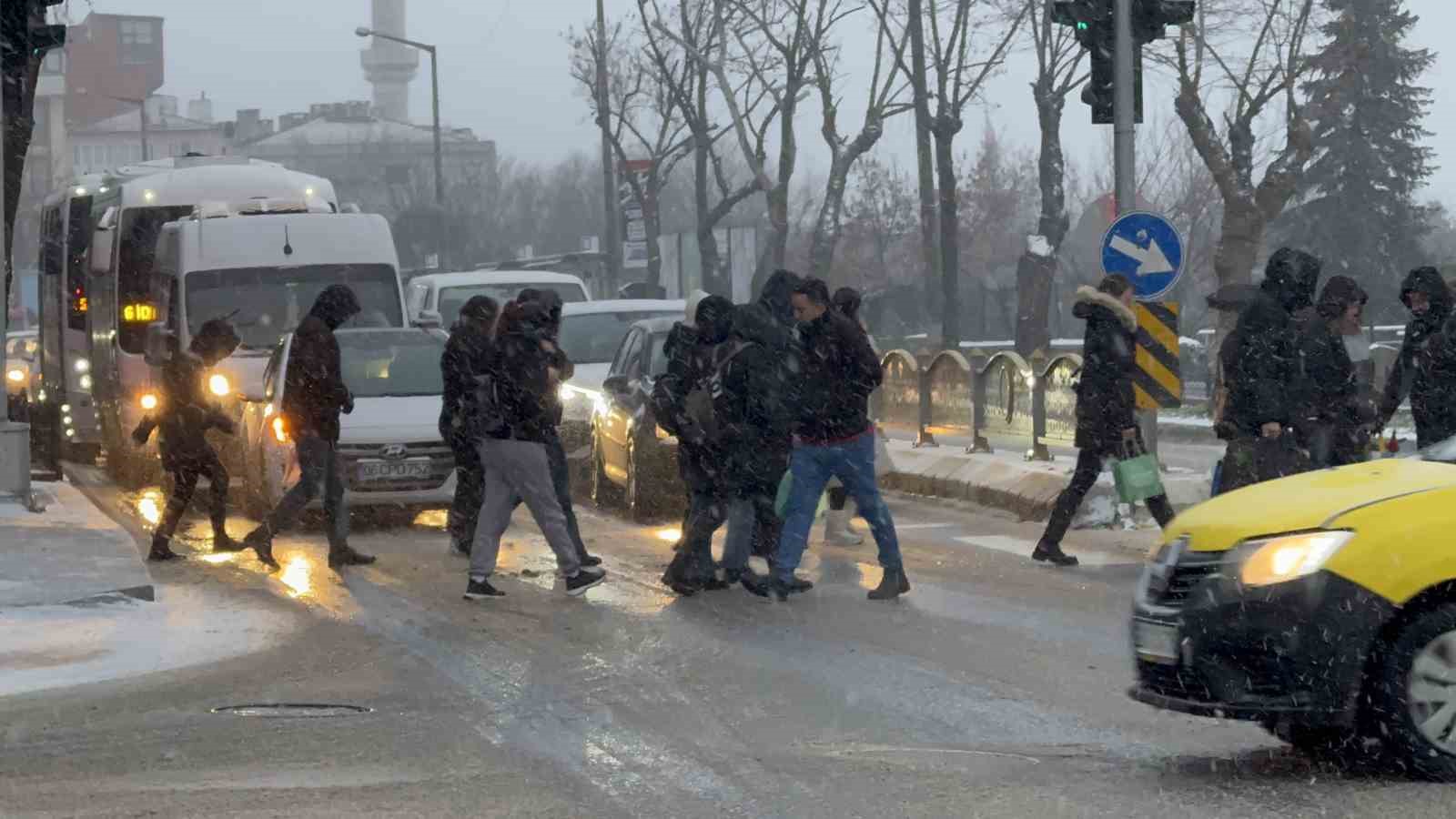 edirnede kar yagisi etkili oluyor 3 tGvGsaSN