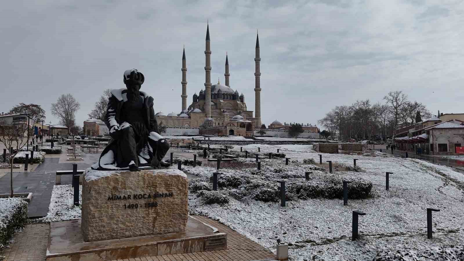 edirnede kar yagisi kartpostallik goruntuler olusturdu 5 H5HcMV9m