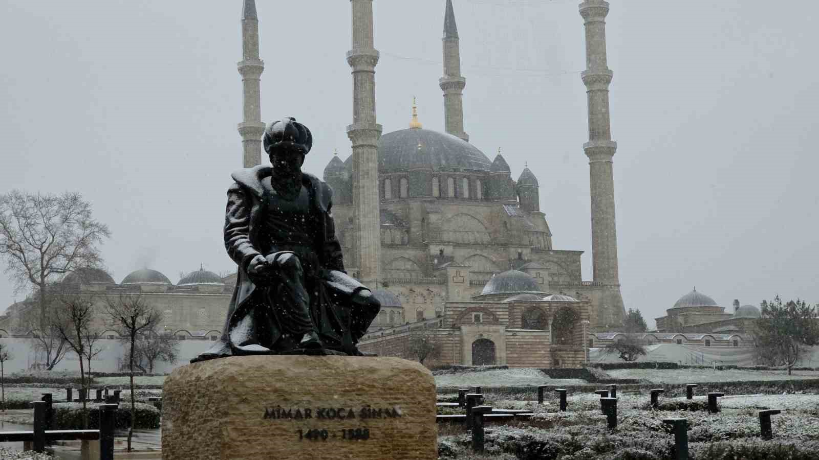 edirnede kar yagisi yeniden basladi 3 JcQ32kc4