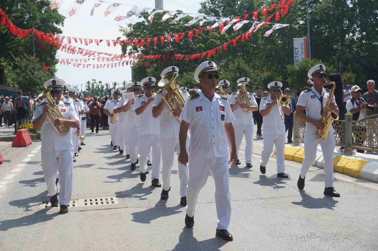 Edirne’de Kırkpınar’ın ağa karşılama geleneği bozulmadı 7 edirnede kirkpinarin aga karsilama gelenegi bozulmadi 3 pJFYU55r
