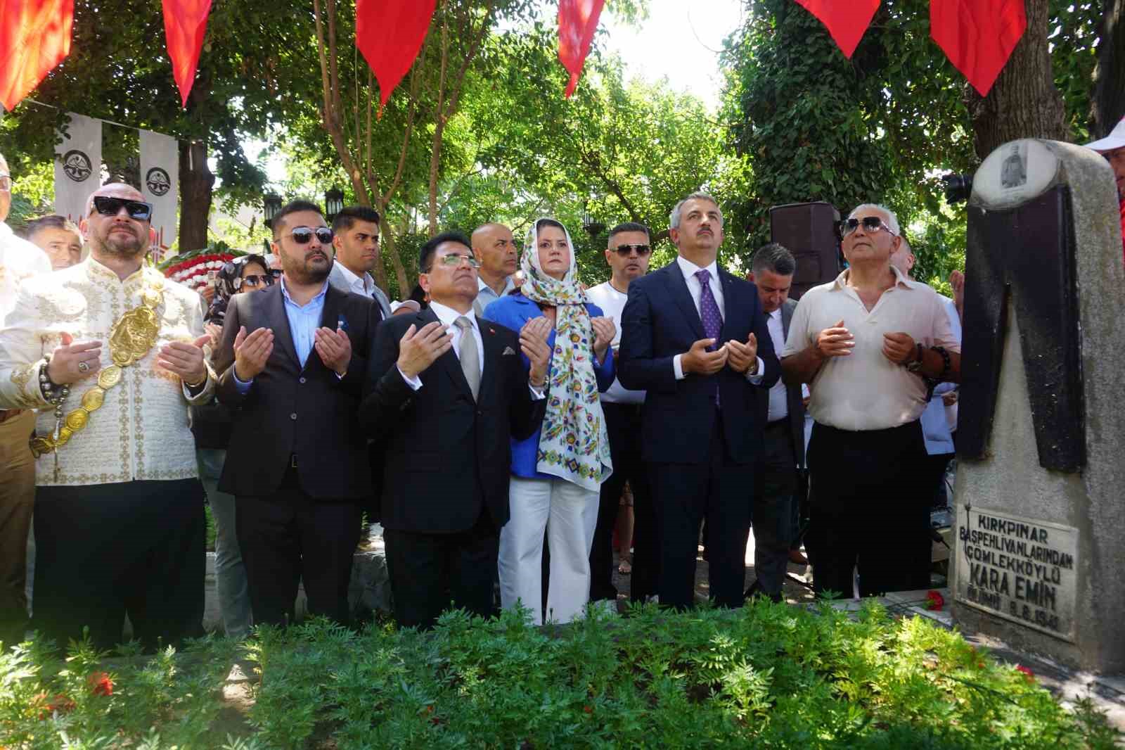 Edirne’de Kırkpınar’ın ağa karşılama geleneği bozulmadı 10 edirnede kirkpinarin aga karsilama gelenegi bozulmadi 6 fC5GlAuS
