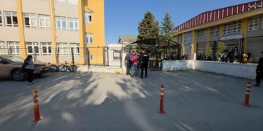 edirnede-lisede-turnikeli-guvenlik-sistemi-CK5s949R.jpg