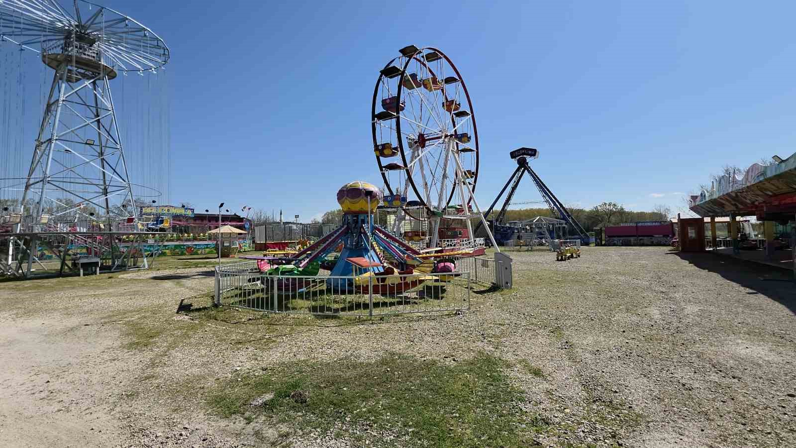 edirnede lunapark faciasi sifir yer cekimi bir genci caninda etti 5 AKygGQFX