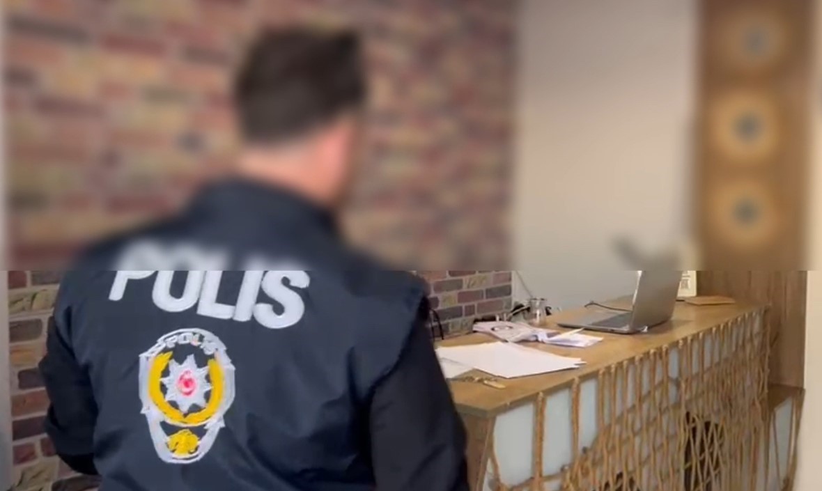 edirnede masaj salonlarina fuhus operasyonu 15 gozalti 1 4LkzNaDv