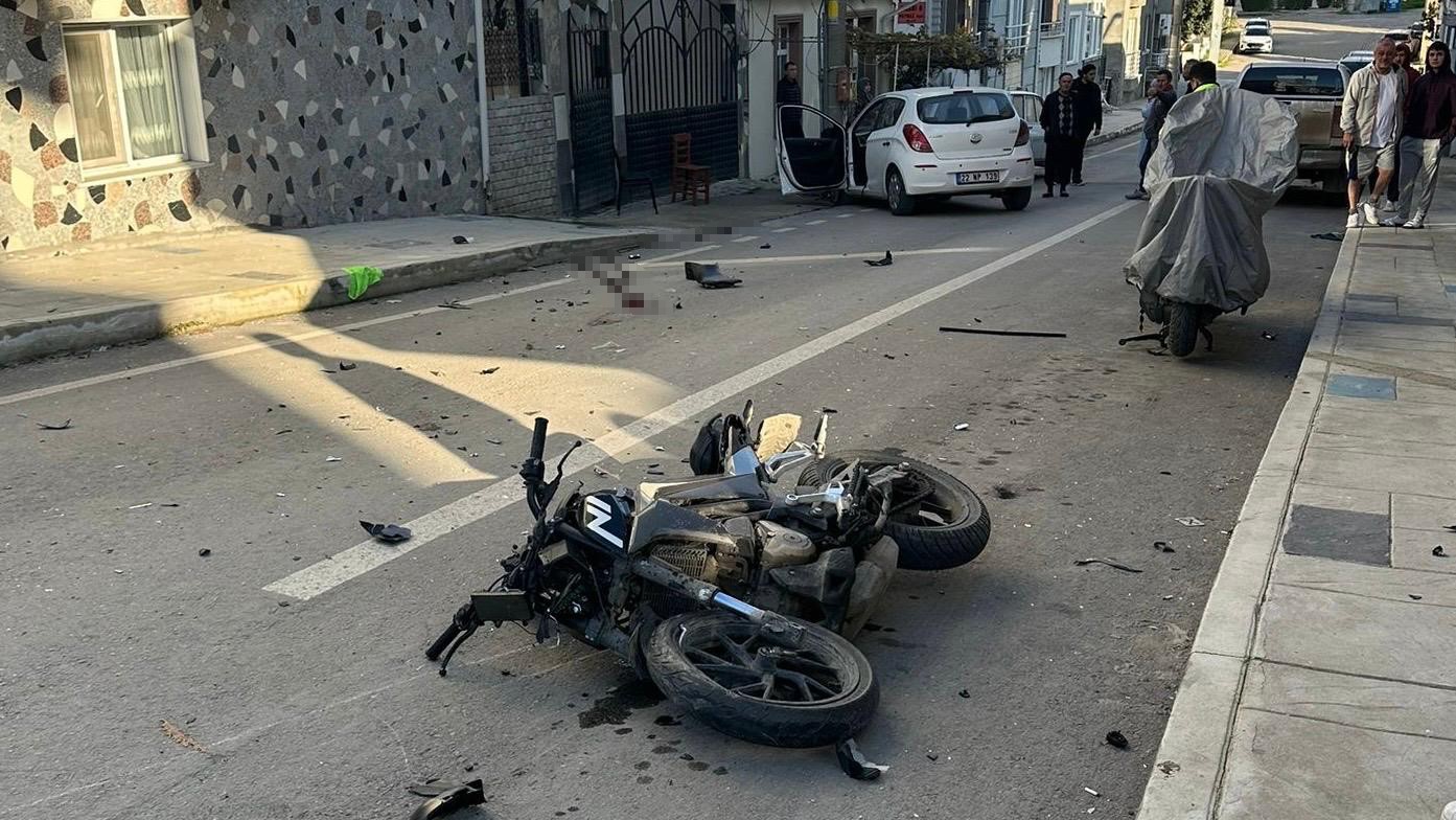 edirnede motosiklet surucusunun hayatini kaybettigi feci kaza kamerada 4 2hcXjEtU