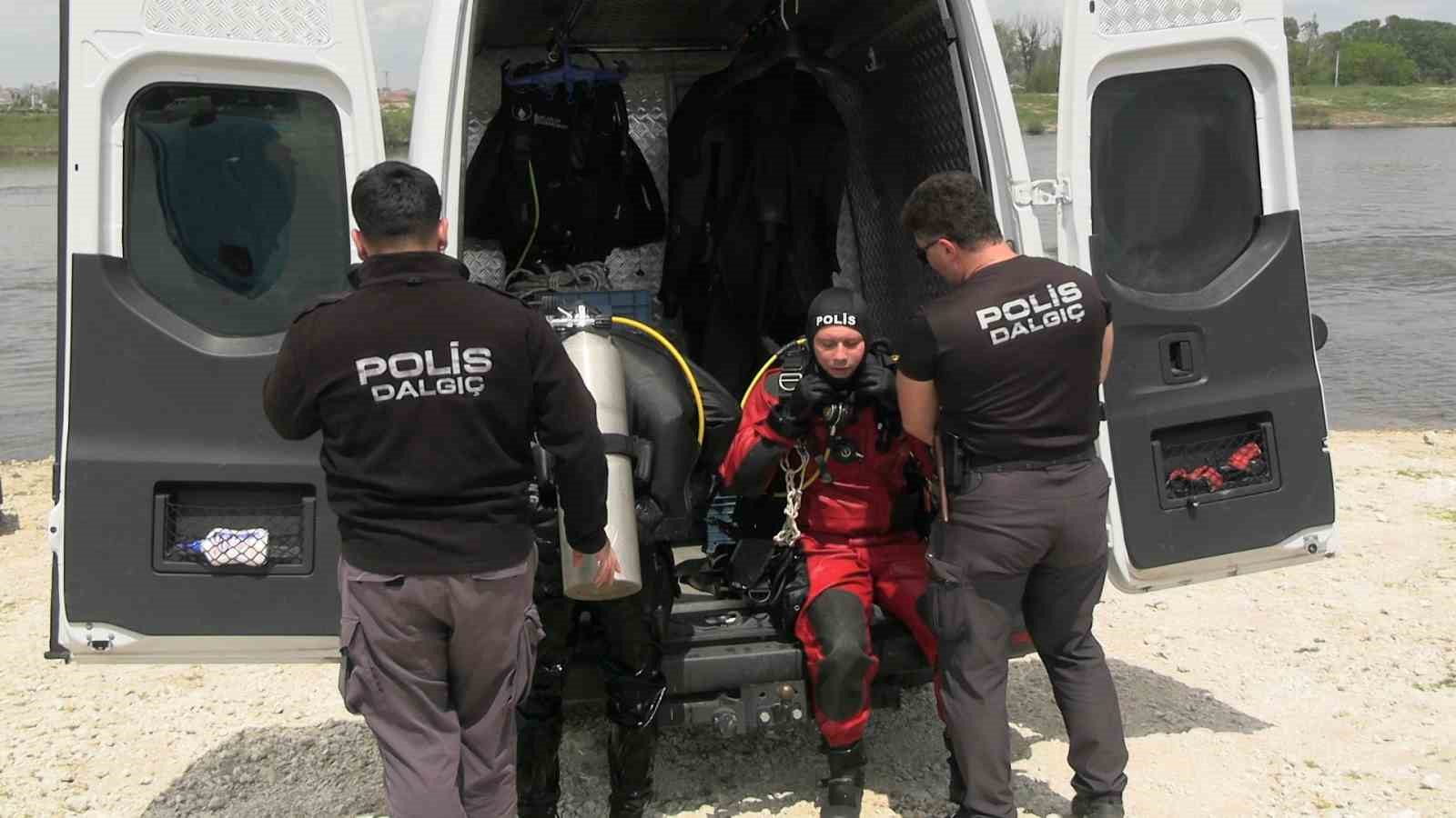 Edirne’de nefes kesen sel-taşkın tatbikatı 8 edirnede nefes kesen sel taskin tatbikati 4 1UIl4OBU