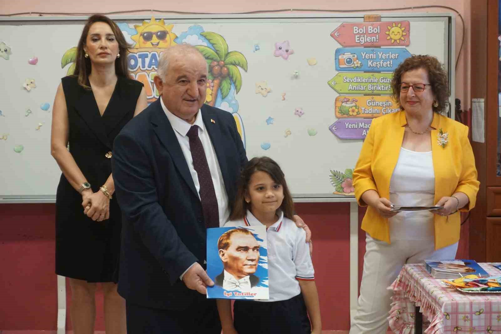 edirnede ogrenciler karne sevinci yasadi 2 dHXpSDwb