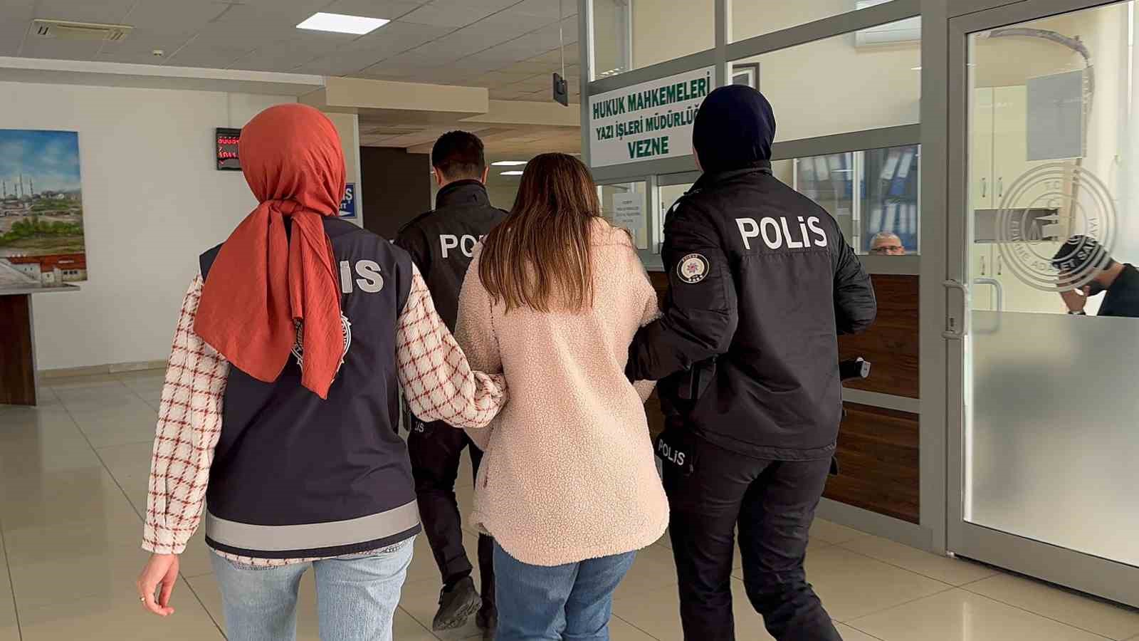 edirnede ogrencisini isiran ogretmen tutuklandi 4 ZeBQINS2