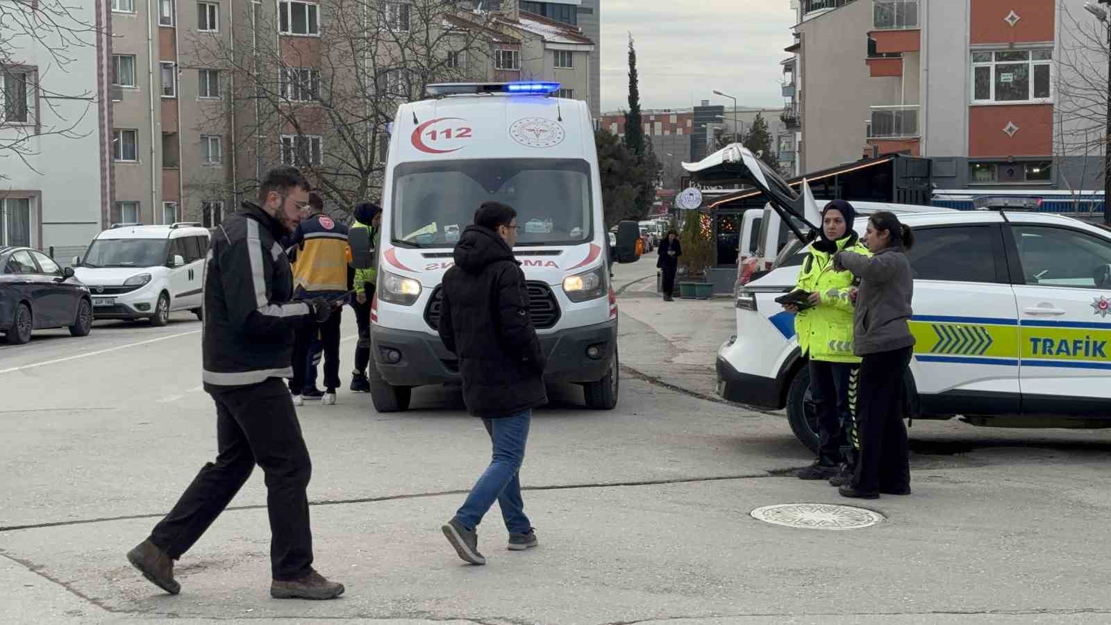 Edirne’de otomobil ile motosiklet çarpıştı: 1 yaralı 8 edirnede otomobil ile motosiklet carpisti 1 yarali 4 rfwODUTa