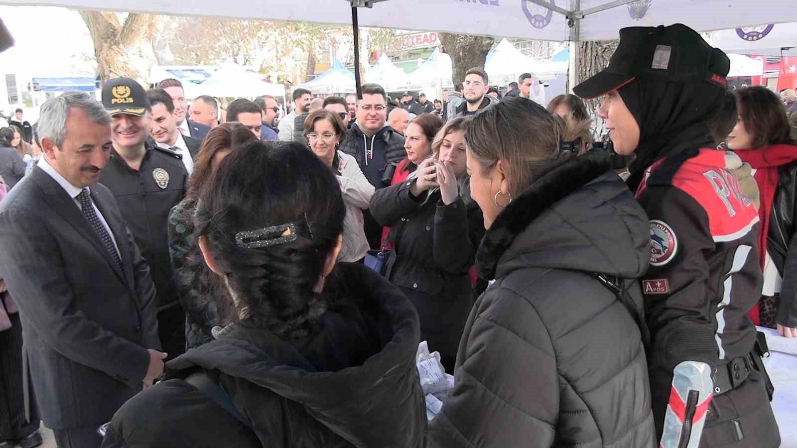 edirnede polis esleri tek yurek oldu tum urunler tukendi 3