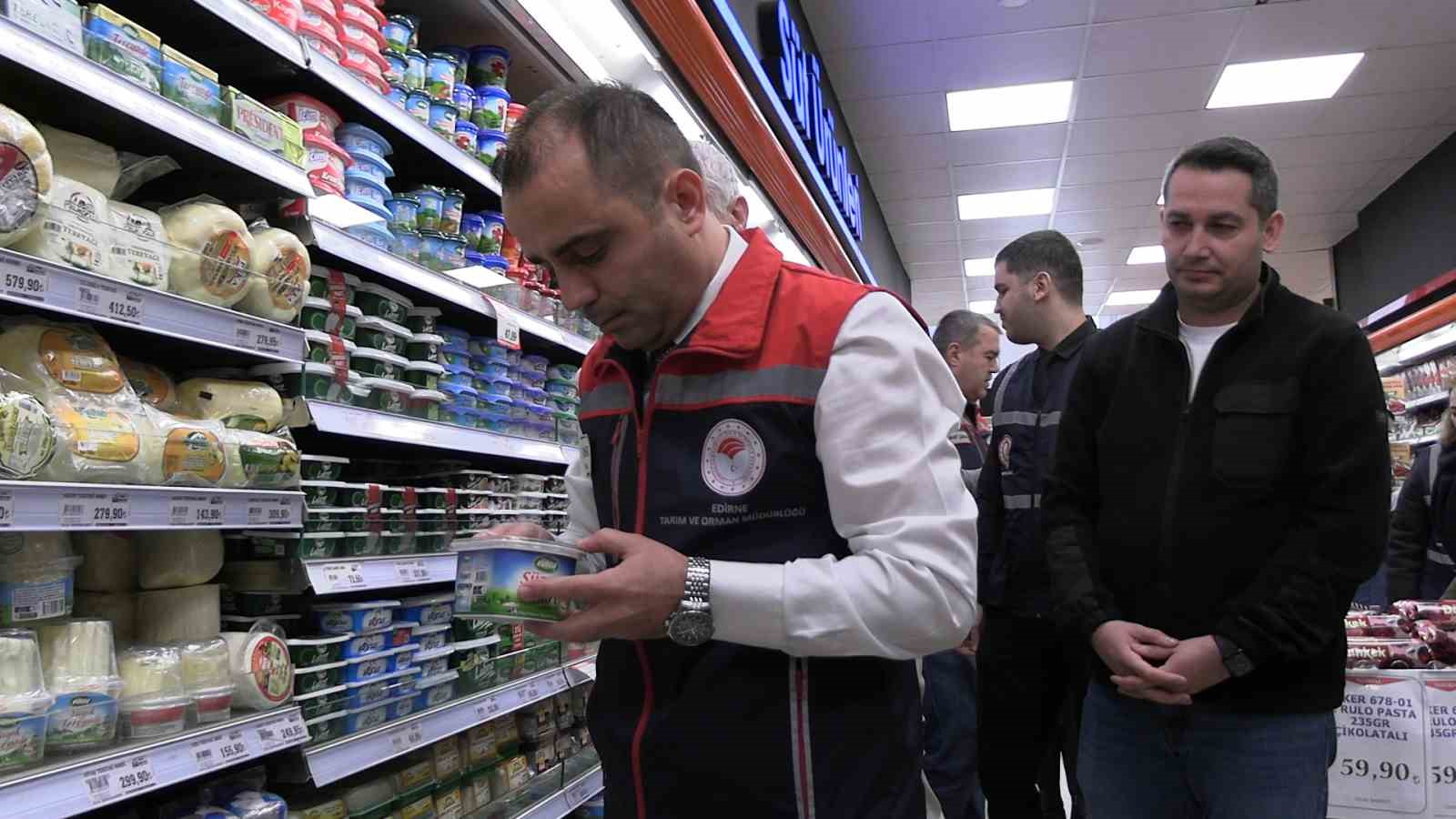 Edirne’de Ramazan sofraları mercek altında: Fahiş fiyat ve hijyen denetimleri arttırıldı 5 edirnede ramazan sofralari mercek altinda fahis fiyat ve hijyen denetimleri arttirildi 1 fJtYJaiW
