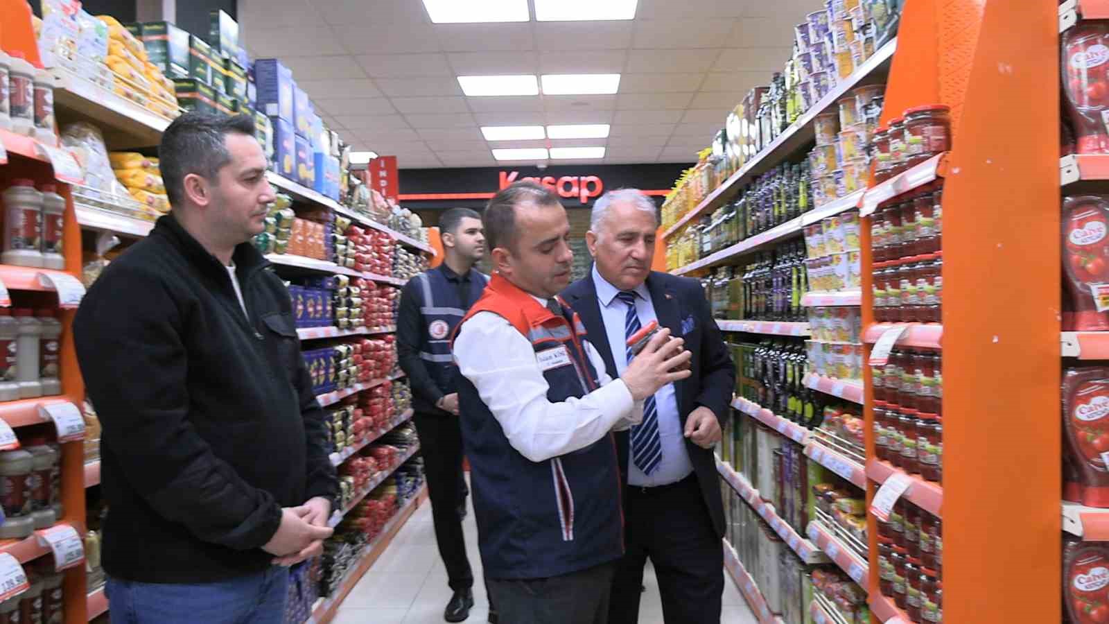 Edirne’de Ramazan sofraları mercek altında: Fahiş fiyat ve hijyen denetimleri arttırıldı 7 edirnede ramazan sofralari mercek altinda fahis fiyat ve hijyen denetimleri arttirildi 3 puMYvgbp
