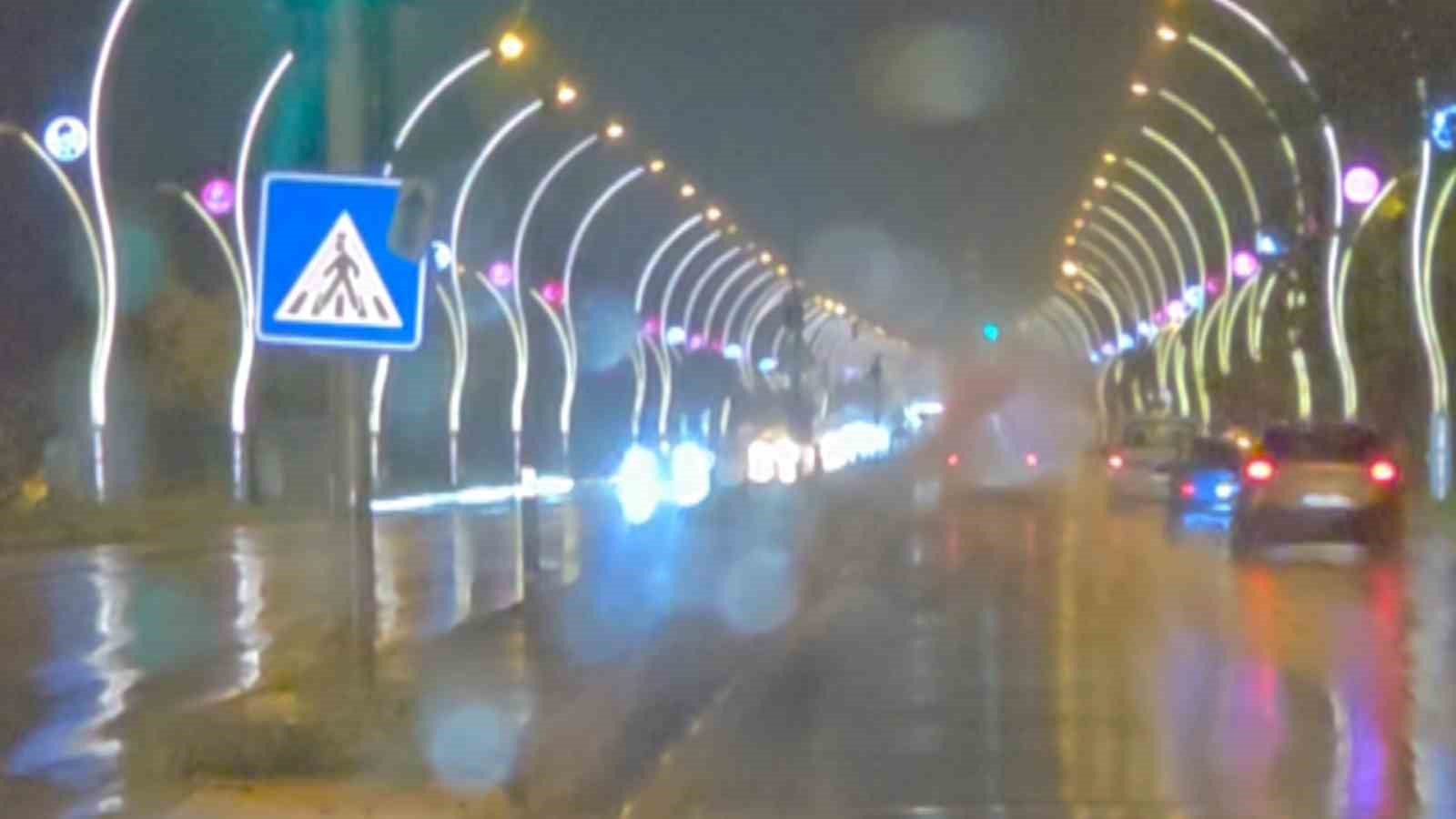 edirnede saganak etkili oldu caddeler gole dondu 3