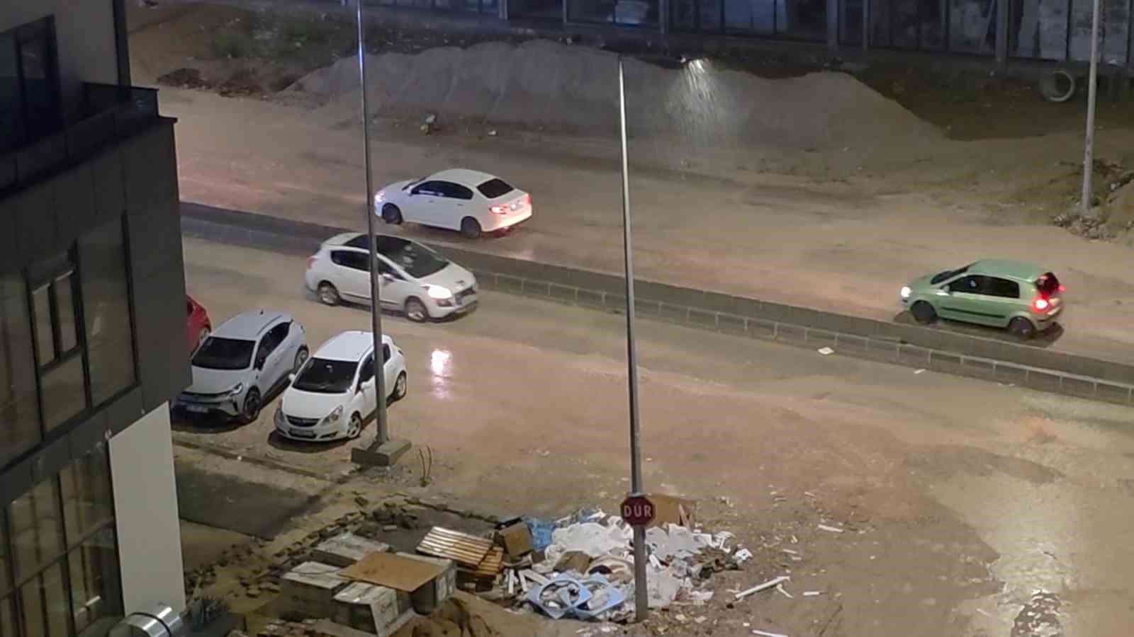 Edirne’de sağanak yağış etkili oldu 5 edirnede saganak yagis etkili oldu 1 ApCHav3z