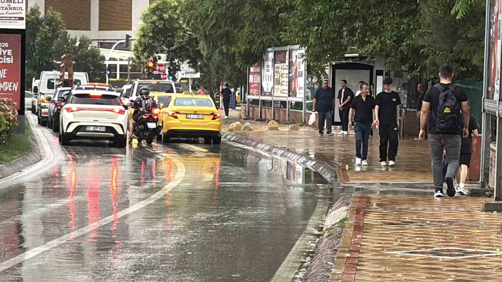 edirnede saganak yagis etkili oldu 5 Zfm13acr