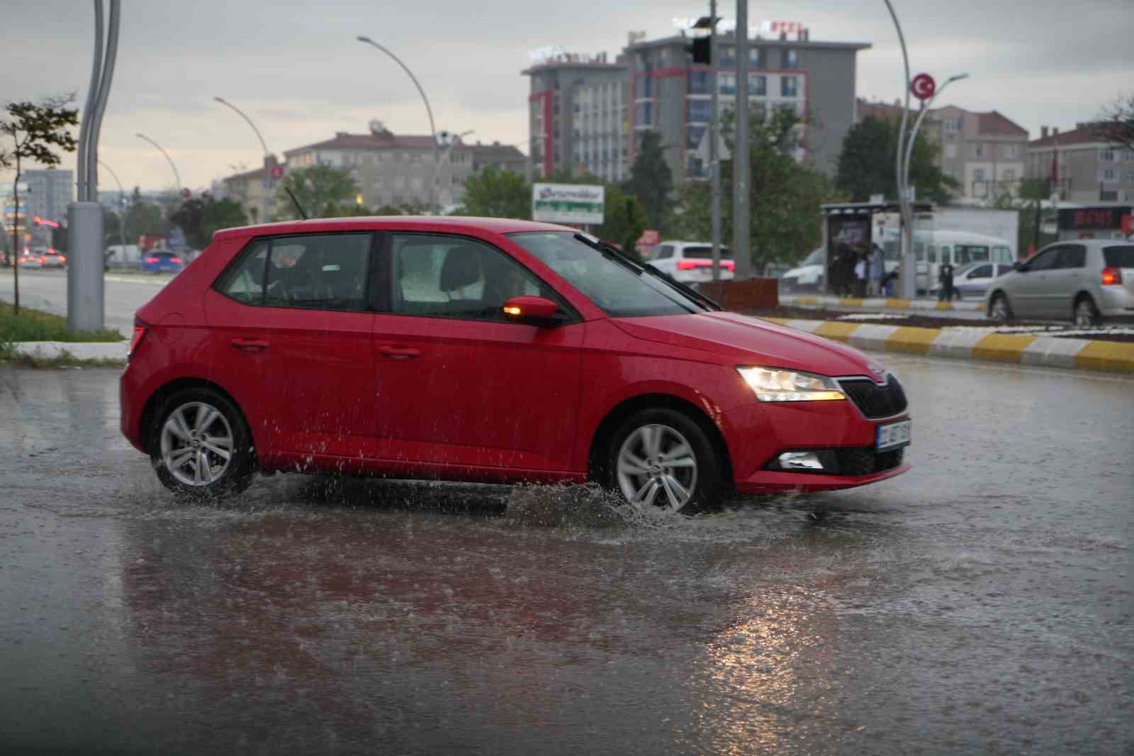 edirnede saganak yagis etkili oldu suruculer zor anlar yasadi 1 QVbyhErm
