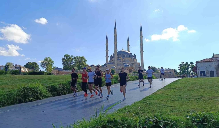 edirnede-selimiyenin-unesco-gururu-15-tur-ile-taclandi-f8ysyNYg.jpg