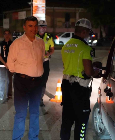 edirnede-sok-uygulama-17-araca-560-bin-liranin-uzerinde-ceza-4rNRx4sx.jpg
