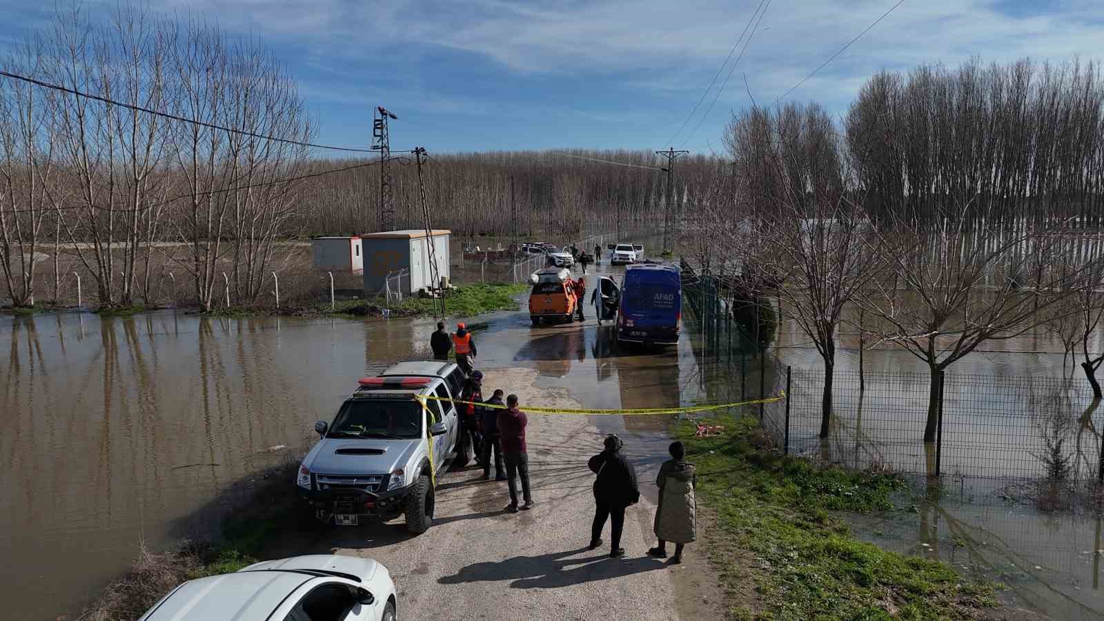 edirnede sular altinda kalan yerlesim alanlari ve ciftlikler havadan goruntulendi 7