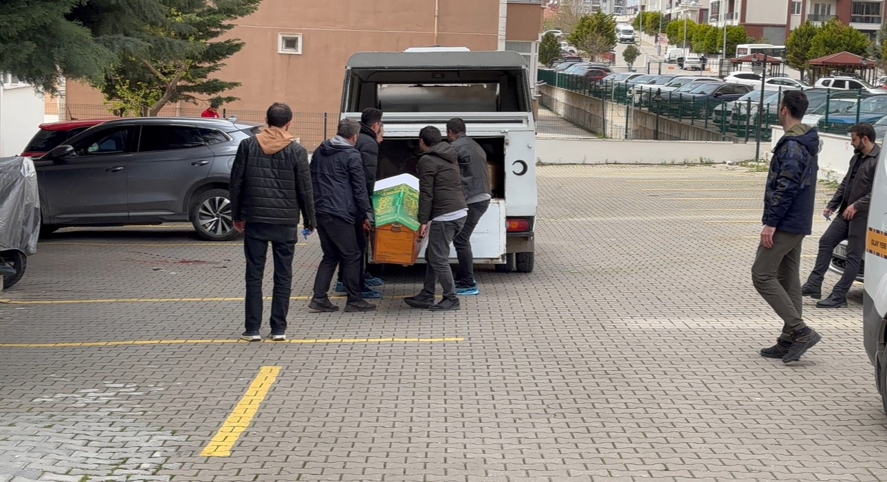 edirnede supheli olum 45 yasindaki eski avukat hayatini kaybetti 1 Dz1j2HdM