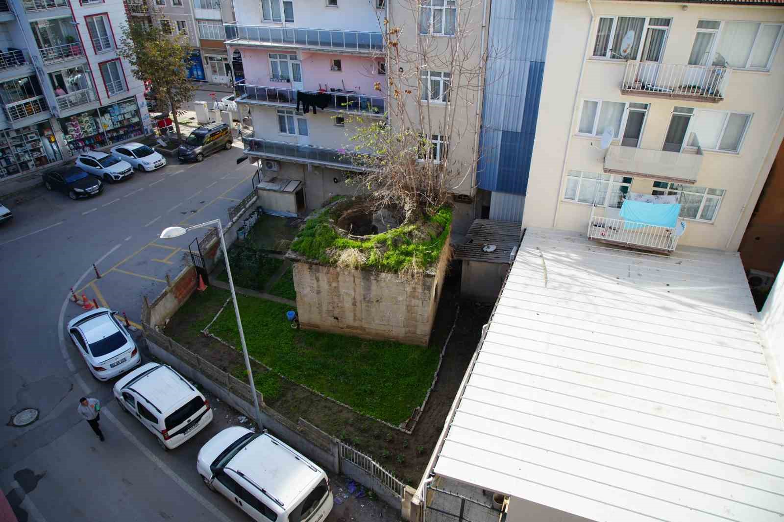 edirnede tarihi turbe restore edilmeyi bekliyor 12 v1P6jFkv