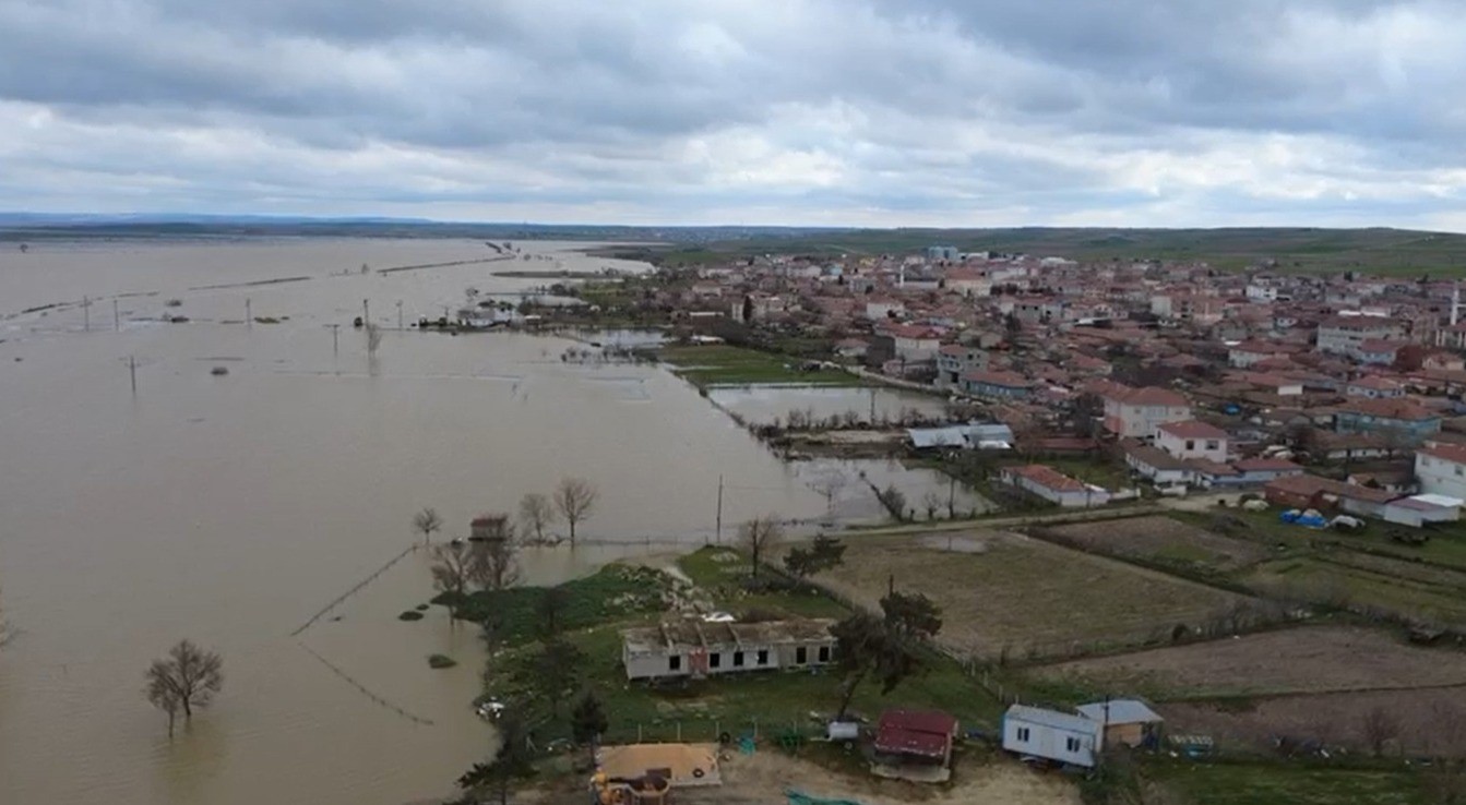 edirnede taskinin izleri havadan goruntulendi 12 ZC12qNbv